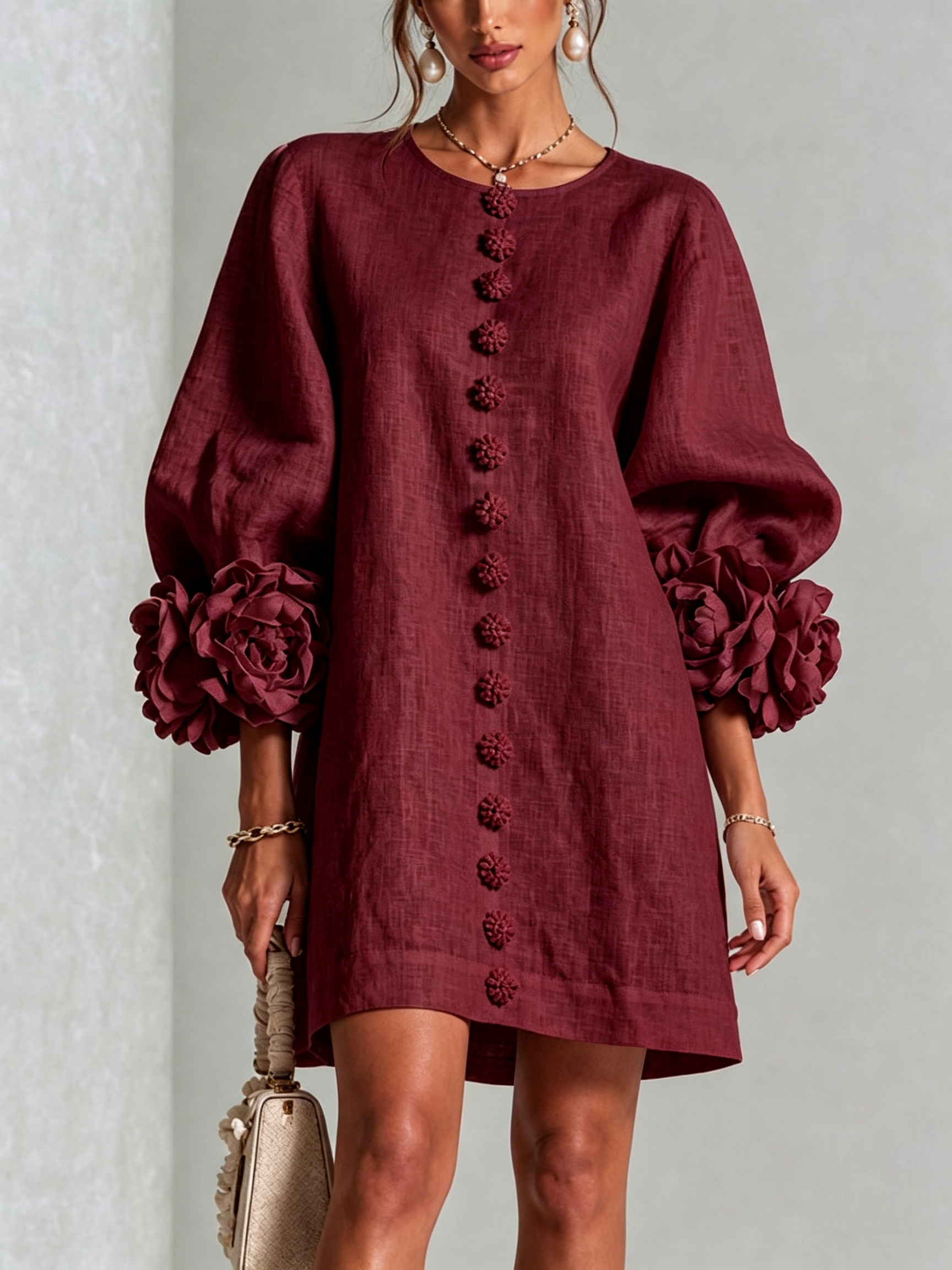 Andrea - Elegantní Mini Šaty s Květinovými Knoflíky