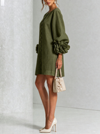 Andrea - Elegantní Mini Šaty s Květinovými Knoflíky